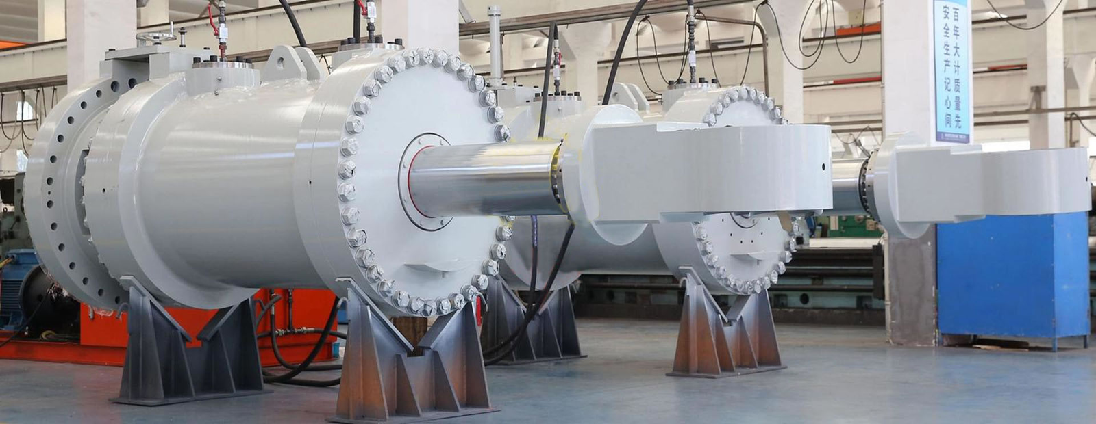Heavy duty hydraulic cylinder